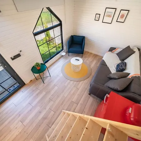 בית נופש Root Tiny House Kalkan
